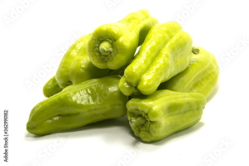 Closeup shot of light green peppers tender mantuan quality prodotto ortaggio photo