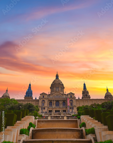 Obraz na płótnie The Palau Nacional, or National Palace, in Barcelona, Spain w salonie