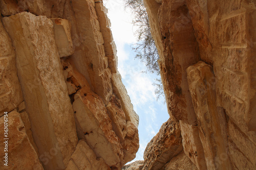 Wallpaper Mural Sky crack between rocky walls Torontodigital.ca
