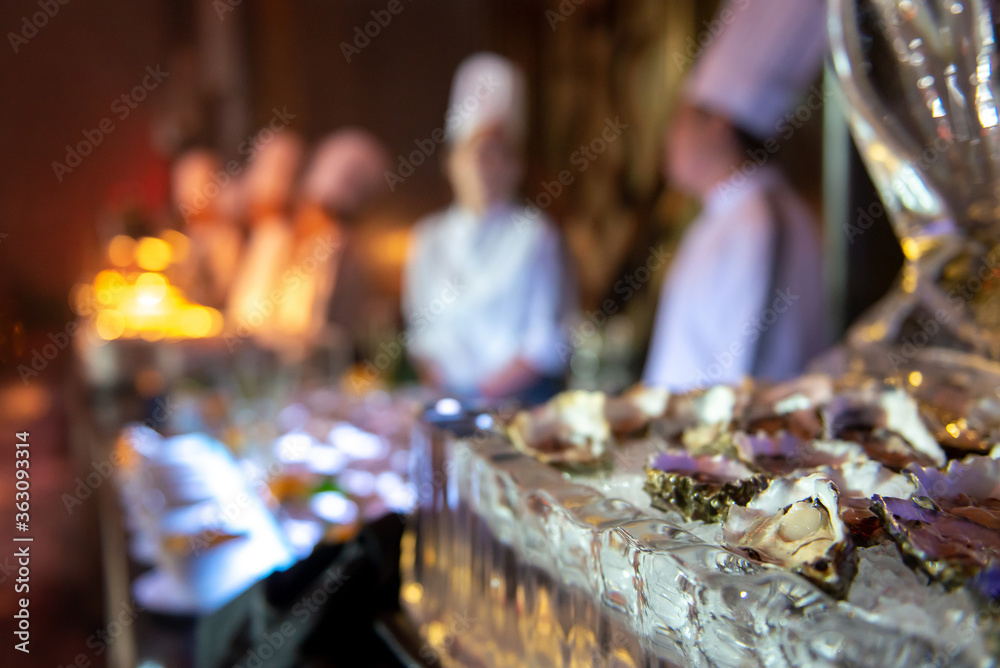 oyster on ice catering lince