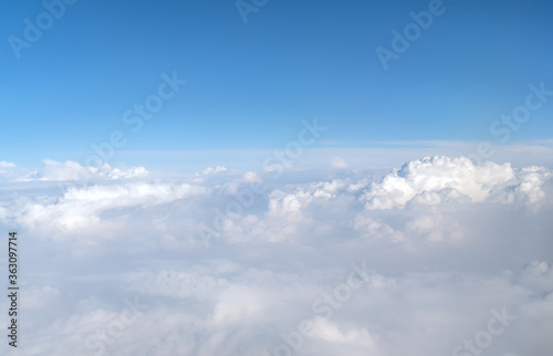 Fototapeta Naklejka Na Ścianę i Meble -  The vast blue sky and clouds sky