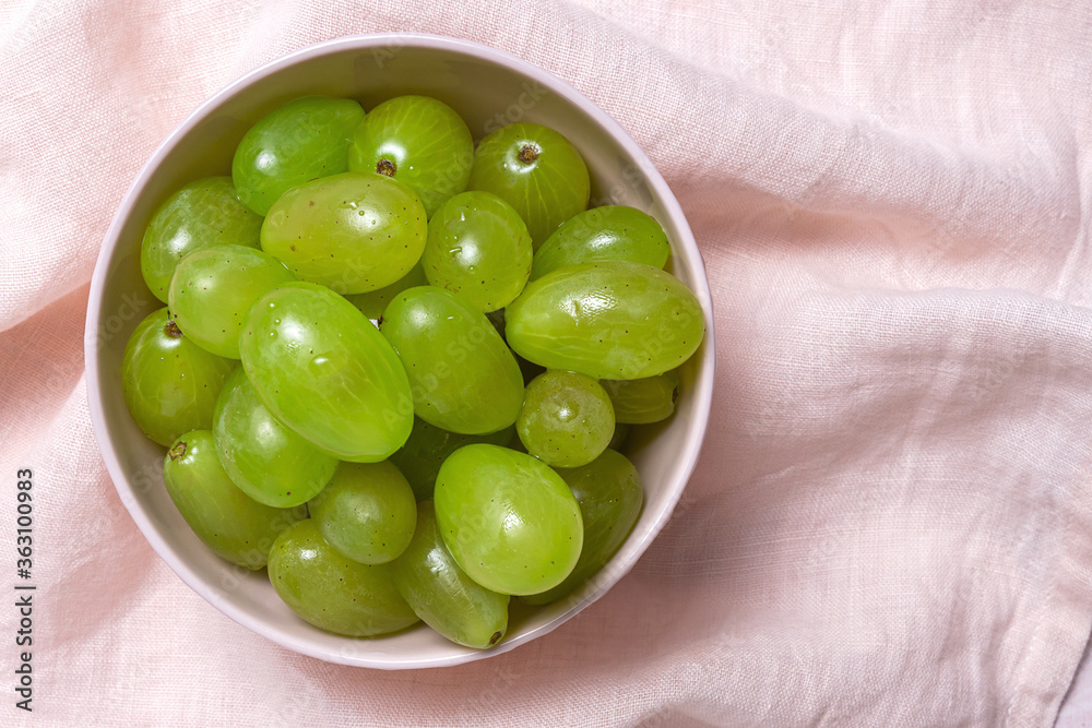 Fresh seasonal grapes in Plastic containers ready to eat To take away Fresh seasonal grapes in Plastic containers ready to eat To take away