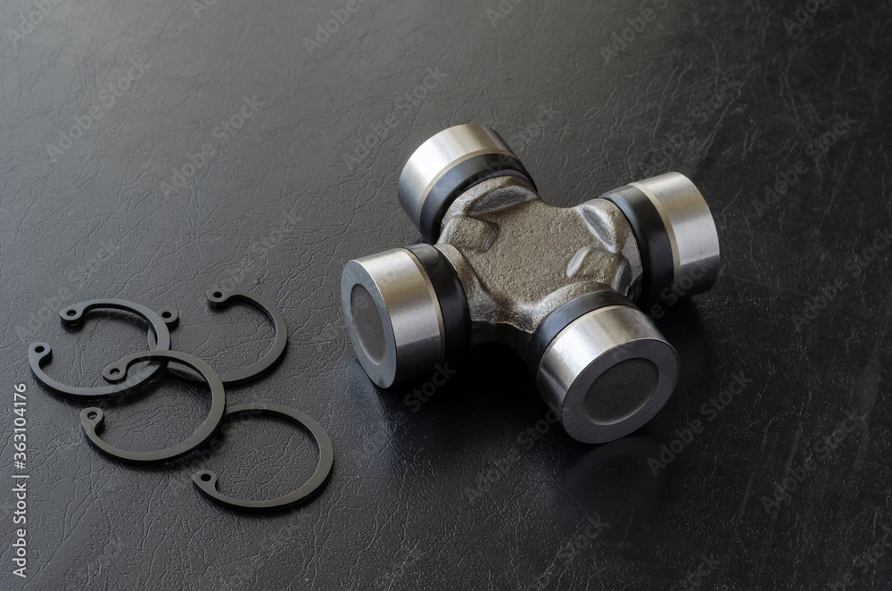 New cross joint for propeller shaft. фотография Stock Adobe Stock