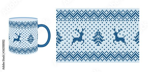 Knit seamless pattern. Xmas border texture. Vector. Christmas fair isle frame with deer, tree. Knitted sweater print for cups, dishes, crockery. Holiday winter background. White blue illustration.