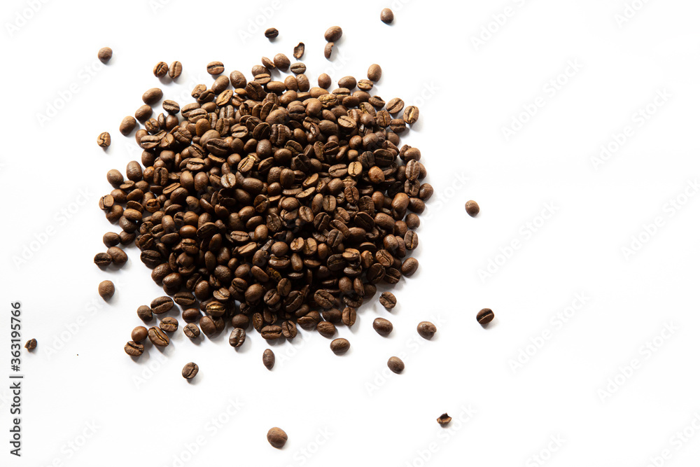 top viewe coffee beans isolated white bacgrounds top viewe coffee beans isolated white bacgrounds