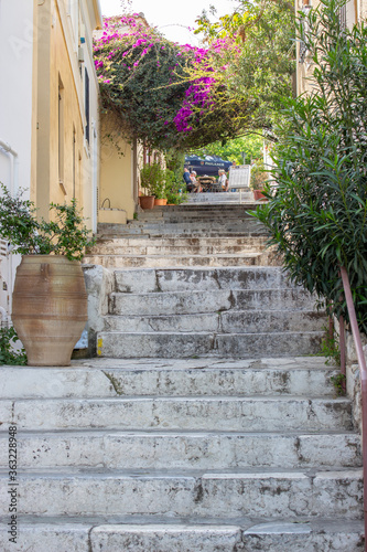 Fototapeta Naklejka Na Ścianę i Meble -  Athens, Greece | Athen's Street