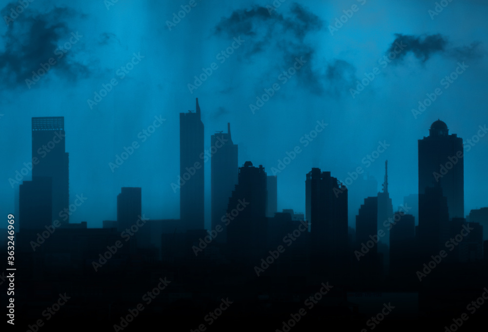 silhouette of city skyline 