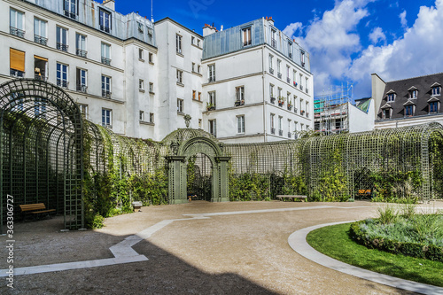 The Anne Frank garden, behind the Centre Georges Pompidou. Marais, Paris, France.