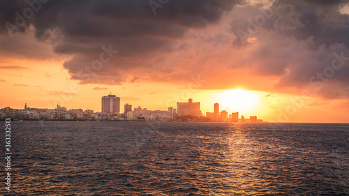 Atardecer en el Malecón de La Habana
