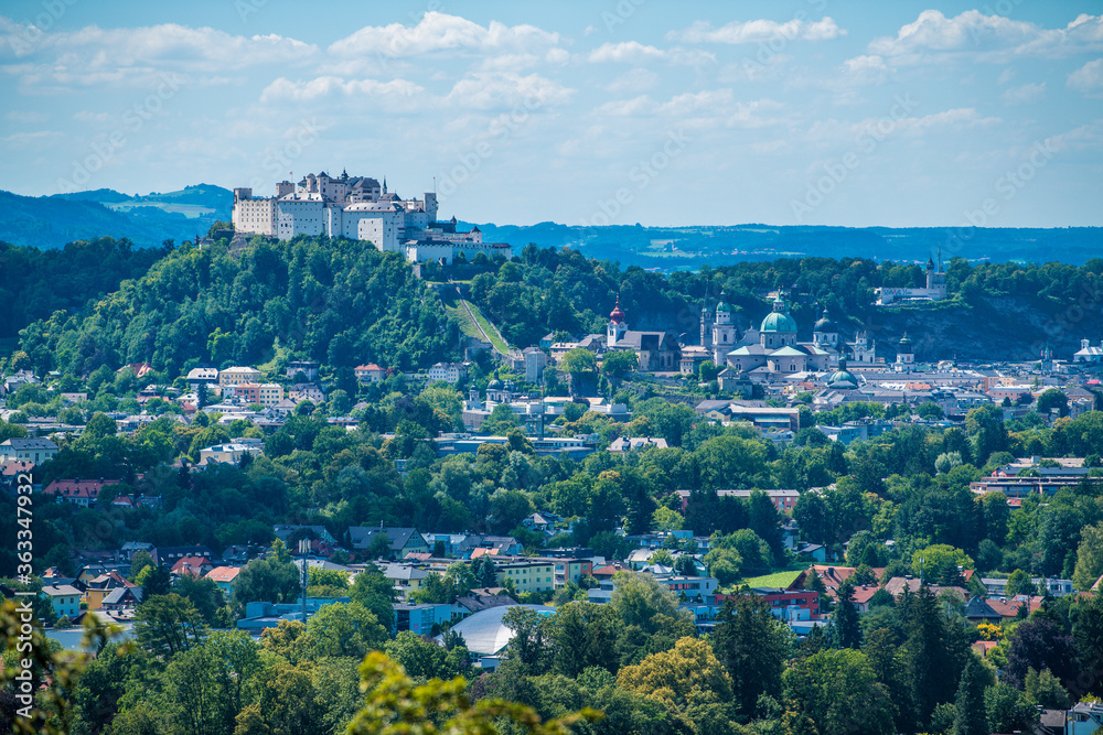 Festung Hohensalzburg von Aigen aus gesehen