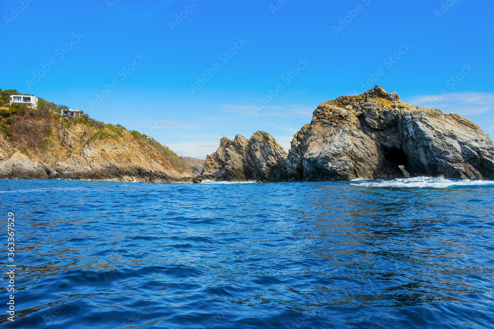 Mazunte, estado de oaxaca mexico, formacion rocosa en el mar de oaxaca. Mazunte, estado de oaxaca mexico, formacion rocosa en el mar de oaxaca.