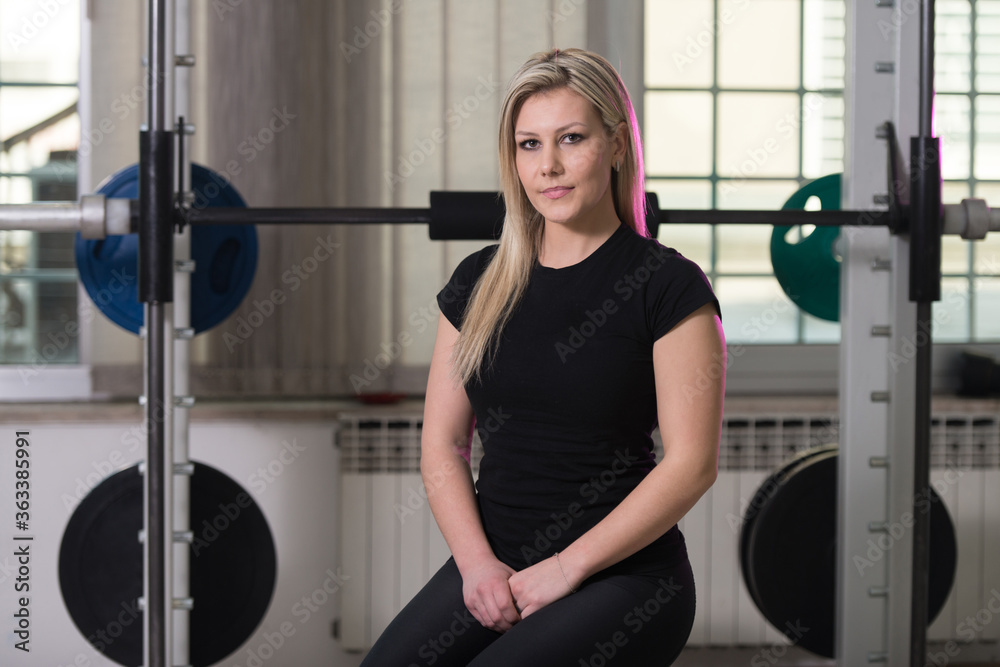 Portrait Of A Physically Fit Muscular Young Woman Portrait Of A Physically Fit Muscular Young Woman