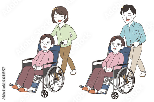 文句を言う高齢女性を受け流す家族