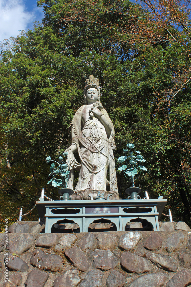 Obraz premium 十一面観音(平和観音)