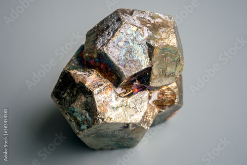 Foto View of the cubic pyrite