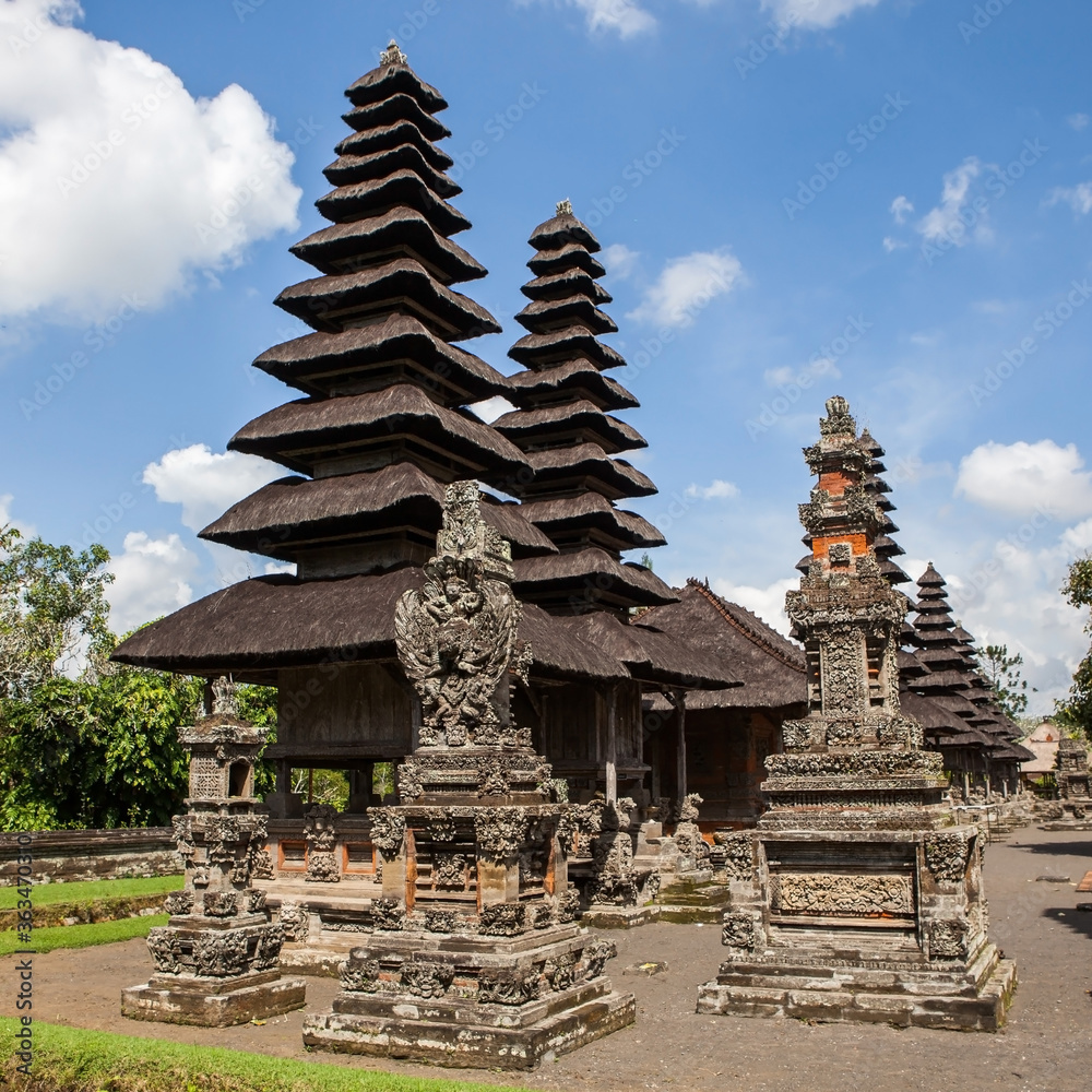 Discover the beauty of a traditional Balinese Hindu temple in Bali, Indonesia. A cultural and spiritual landmark. Discover the beauty of a traditional Balinese Hindu temple in Bali, Indonesia. A cultural and spiritual landmark.