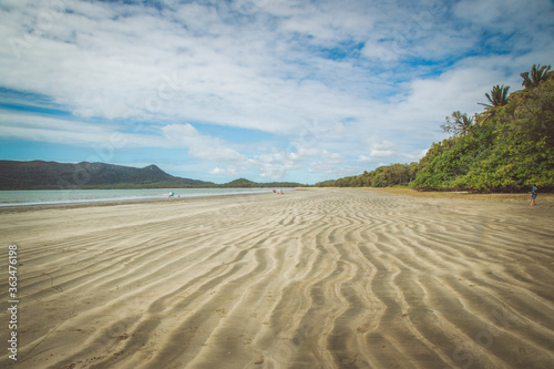 Ball Bay