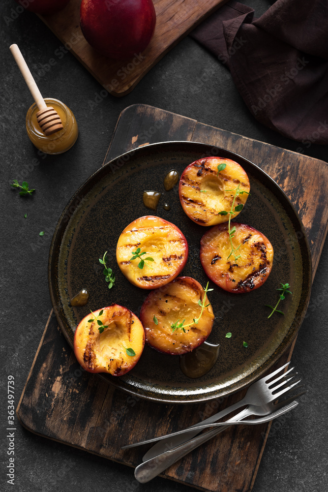 Grilled Peaches with Thyme, Honey