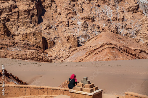 Rear view of woman looking to the desert