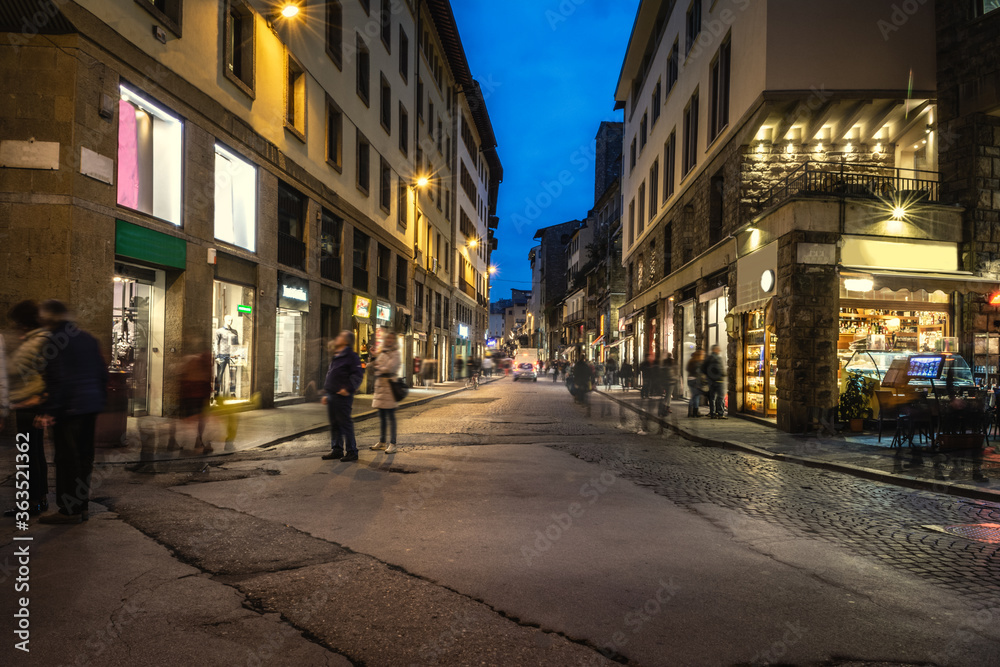Night life in downtown Florence