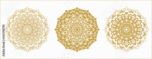Elegant vintage vector ornament card set in classic style.Mandala style, round golden pattern with oriental elements. Classic vintage pattern