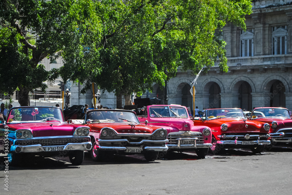 Vintage Classic Cars in Old Havana Cuba