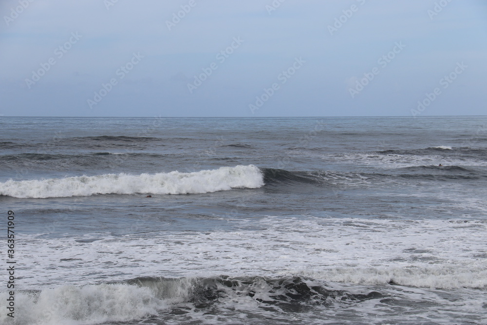 Vagues de surf à Tahiti, Polynésie française Vagues de surf à Tahiti, Polynésie française