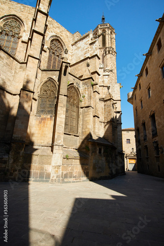 Obraz na płótnie Streets in the Bari Gotic of Barcelona, Spain w salonie