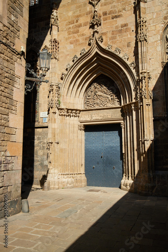 Obraz na płótnie Streets in the Bari Gotic of Barcelona, Spain w salonie