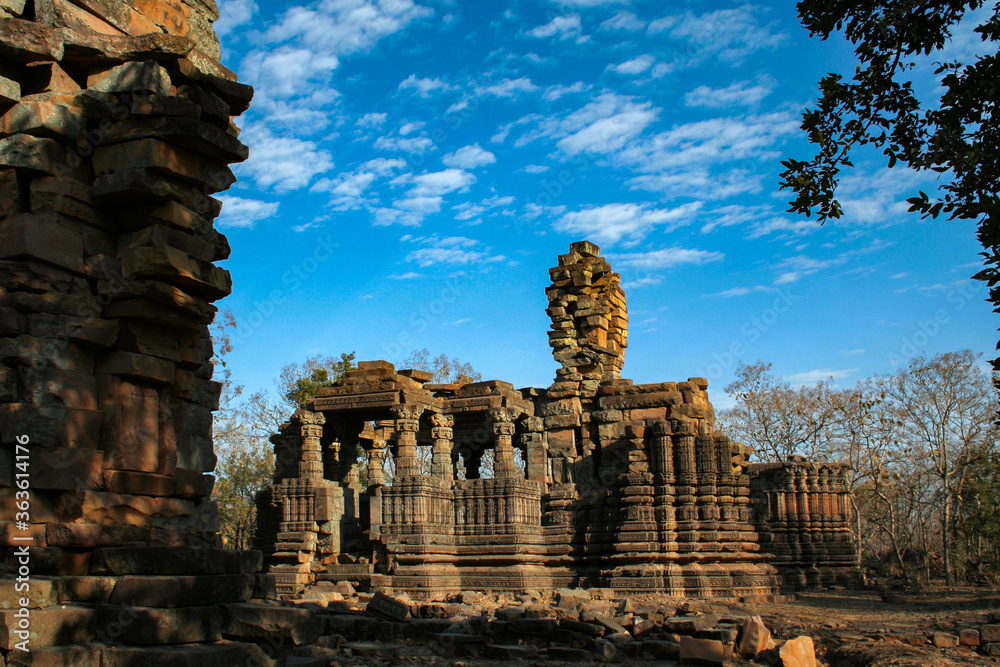 Fototapeta premium View of Rang Mahal, Inside of Ajaygarh Fort, Panna, Madhya Pradesh, India.