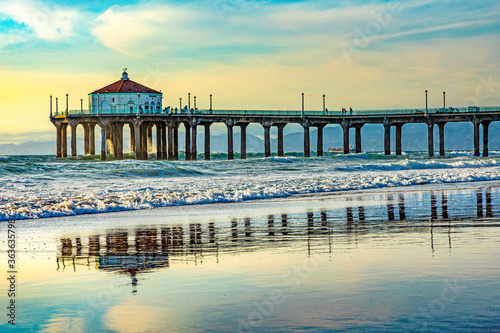 scenic pier at Manhattan Beach near Los Angeles © travelview