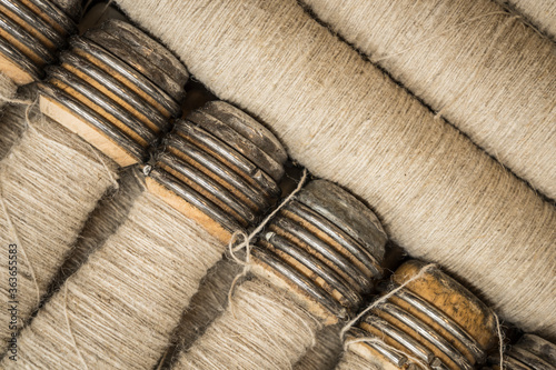 linen thread in spools for weaving use