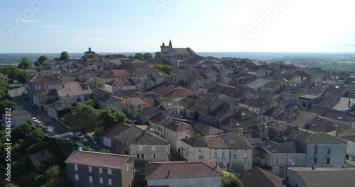 Monflanquin aerial frontal travelling, Lot-et-Garonne, labelled Les Plus Beaux Villages de France