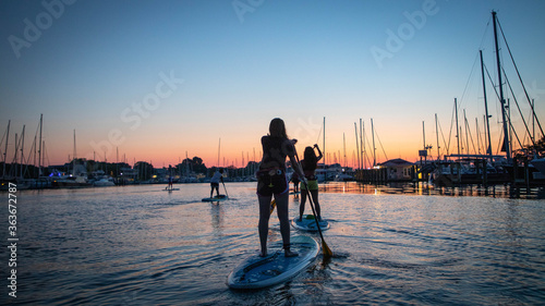 Sunrise paddling in the harbor