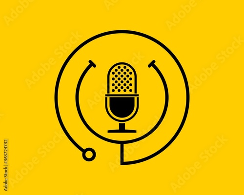 Circle stethoscope with podcast microphone inside