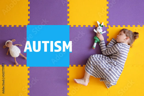 Little girl with autistic d...