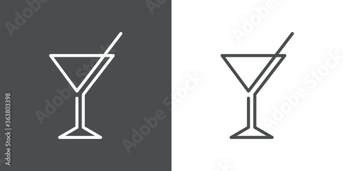 Icono plano lineal cocktail martini en fondo gris y fondo blanco