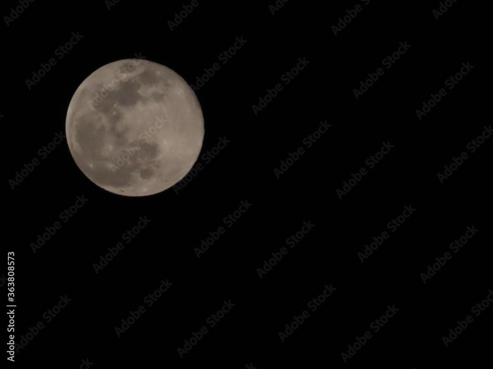 Japanese super moon
日本のスーパームーン