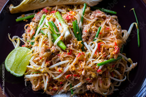 Thai Fried Noodles with pork (Pad Thai)