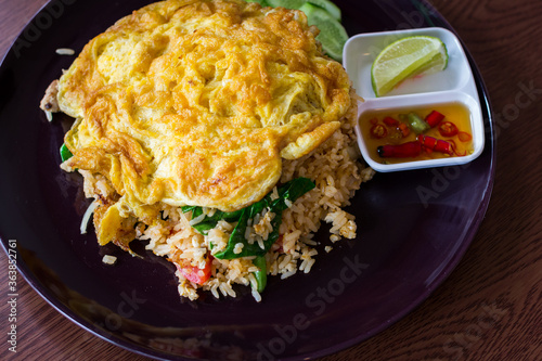 Fried rice and omelet