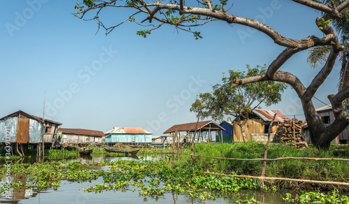 Obraz na płótnie Lake Village in africa, Benin
