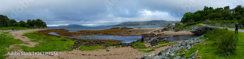 Loch Eishort Küste bei Ord, Isle of Skye, mit Blick auf die Guillin Mountains photo