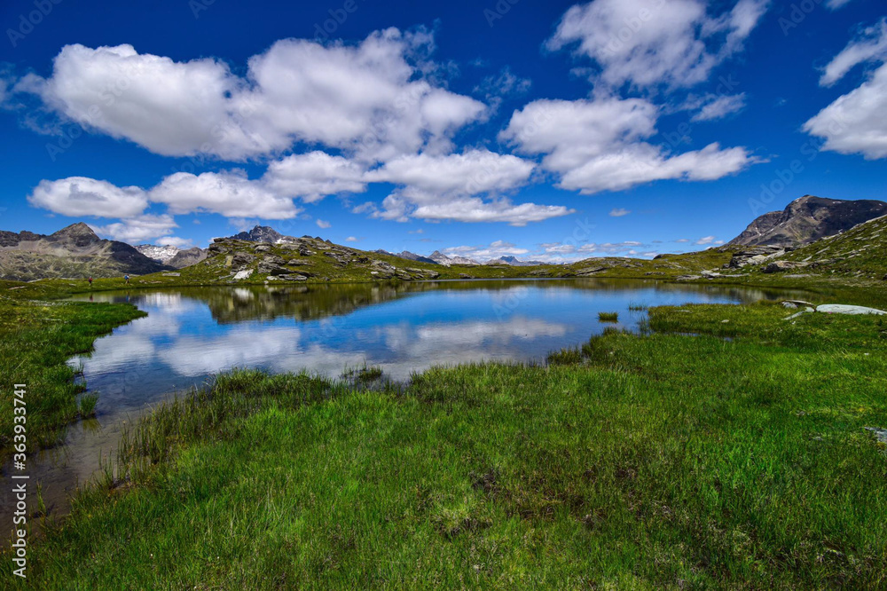 Obraz premium idyllischer Bergsee