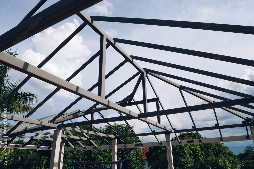 Fototapeta premium Steel structure of the building roof