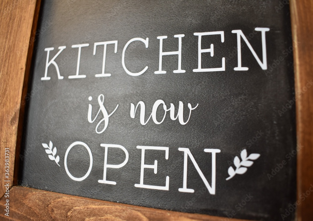 Fototapeta premium Open kitchen sign chalk