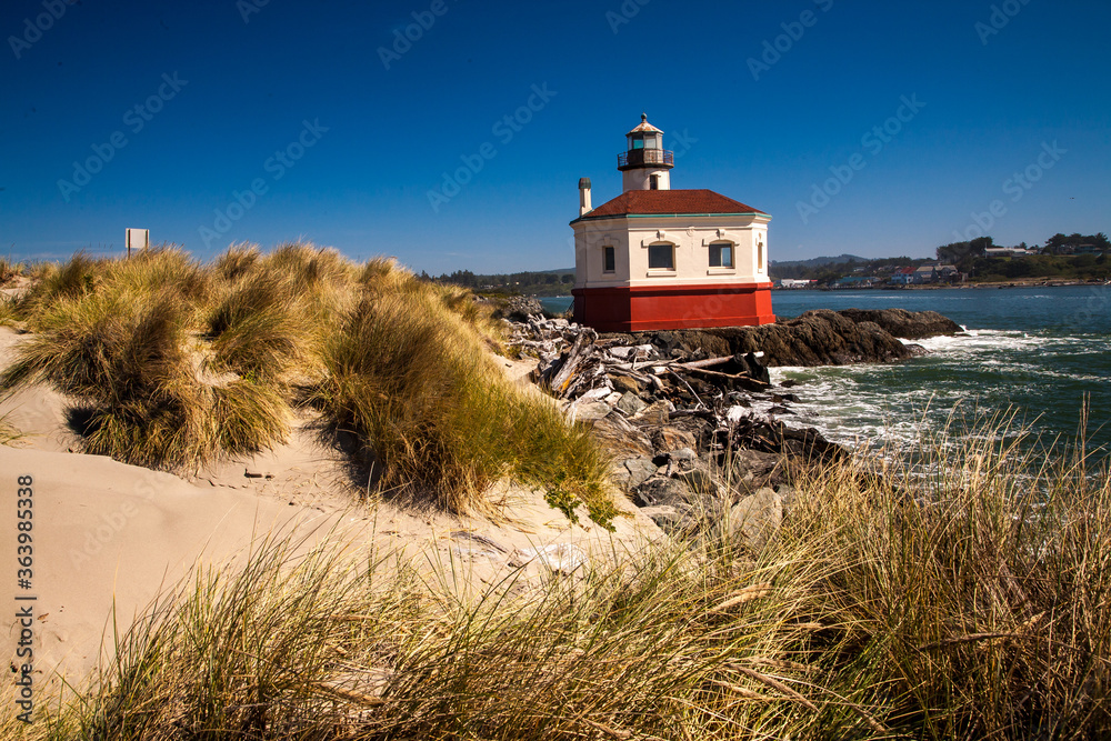 The Bandon lighthouse on the Coquille River at Bandon on the southern Oregon coast.