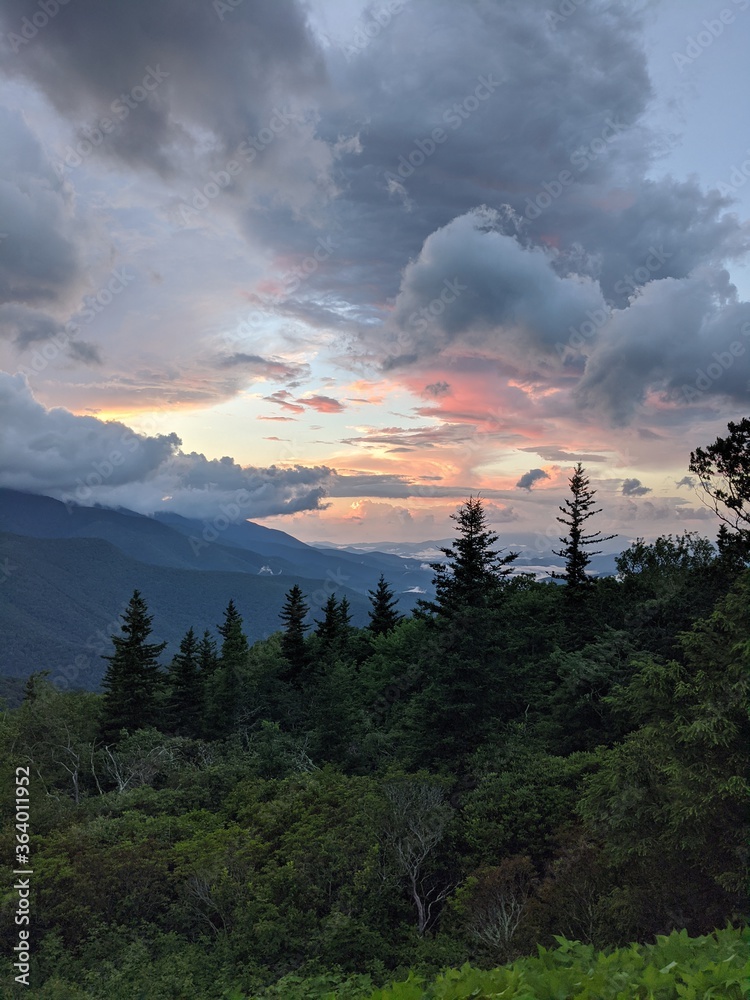 Fototapeta premium sunset in the mountains