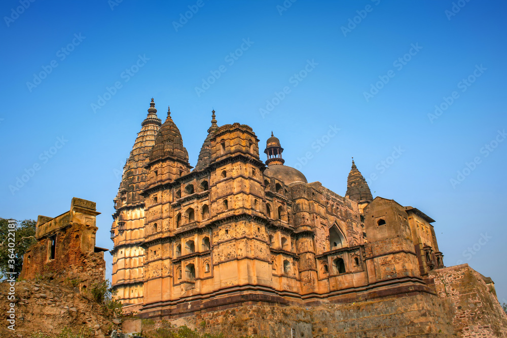 Fototapeta premium Beautiful view of chaturbhuj temple, Orchha, Madhya Pradesh, India.