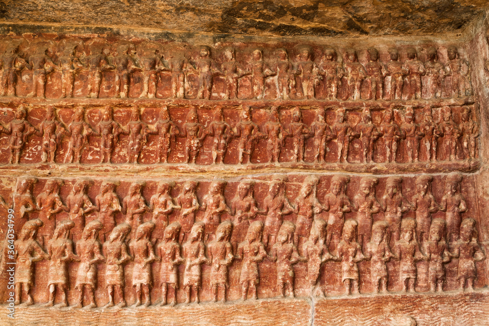Φωτογραφία story of Huge bore incarnation of God Vishnu in stone sculpture at cave no 5 of