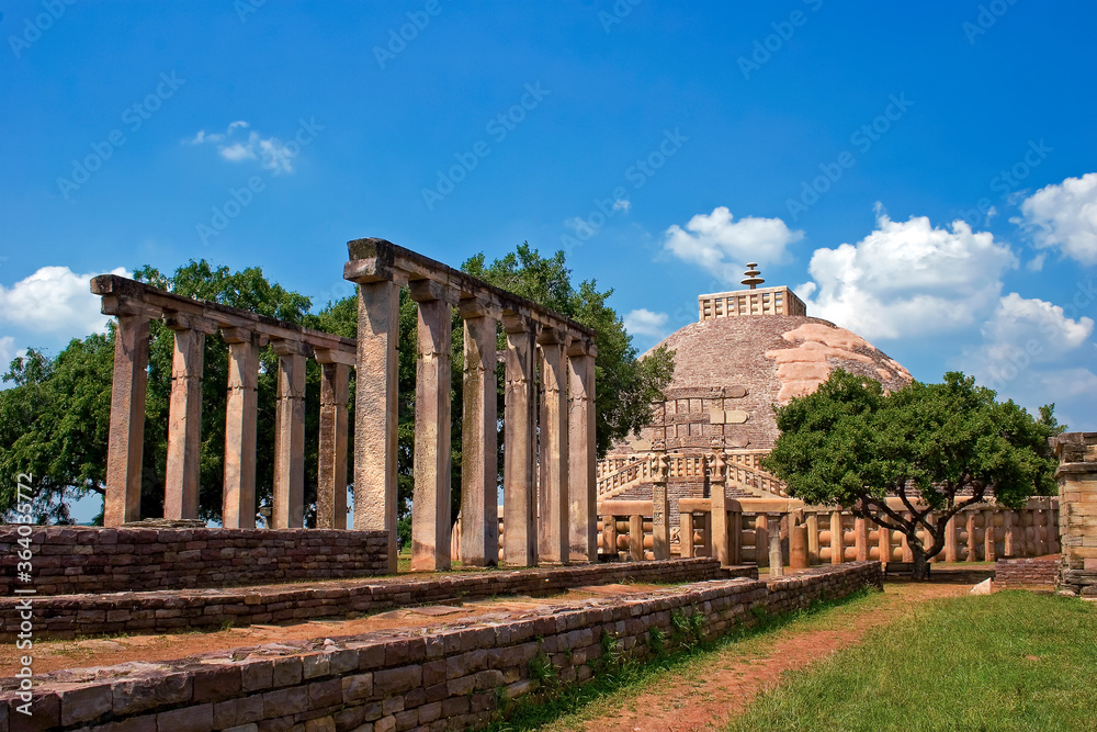The Great Sanchi Stupa, Buddhist Architecture at sanchi, Madhya Pradesh, India